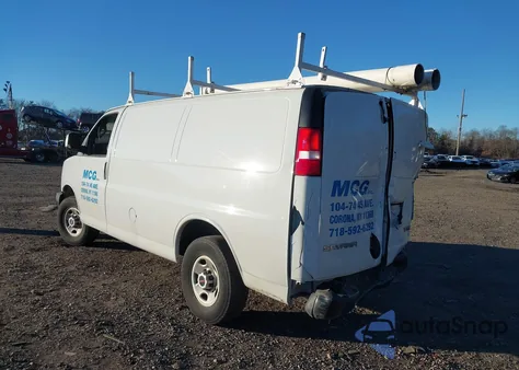 2019 GMC Savana 2500 Work Van z USA, uszkodzony, nr VIN 1GTW7AFP7K1295904